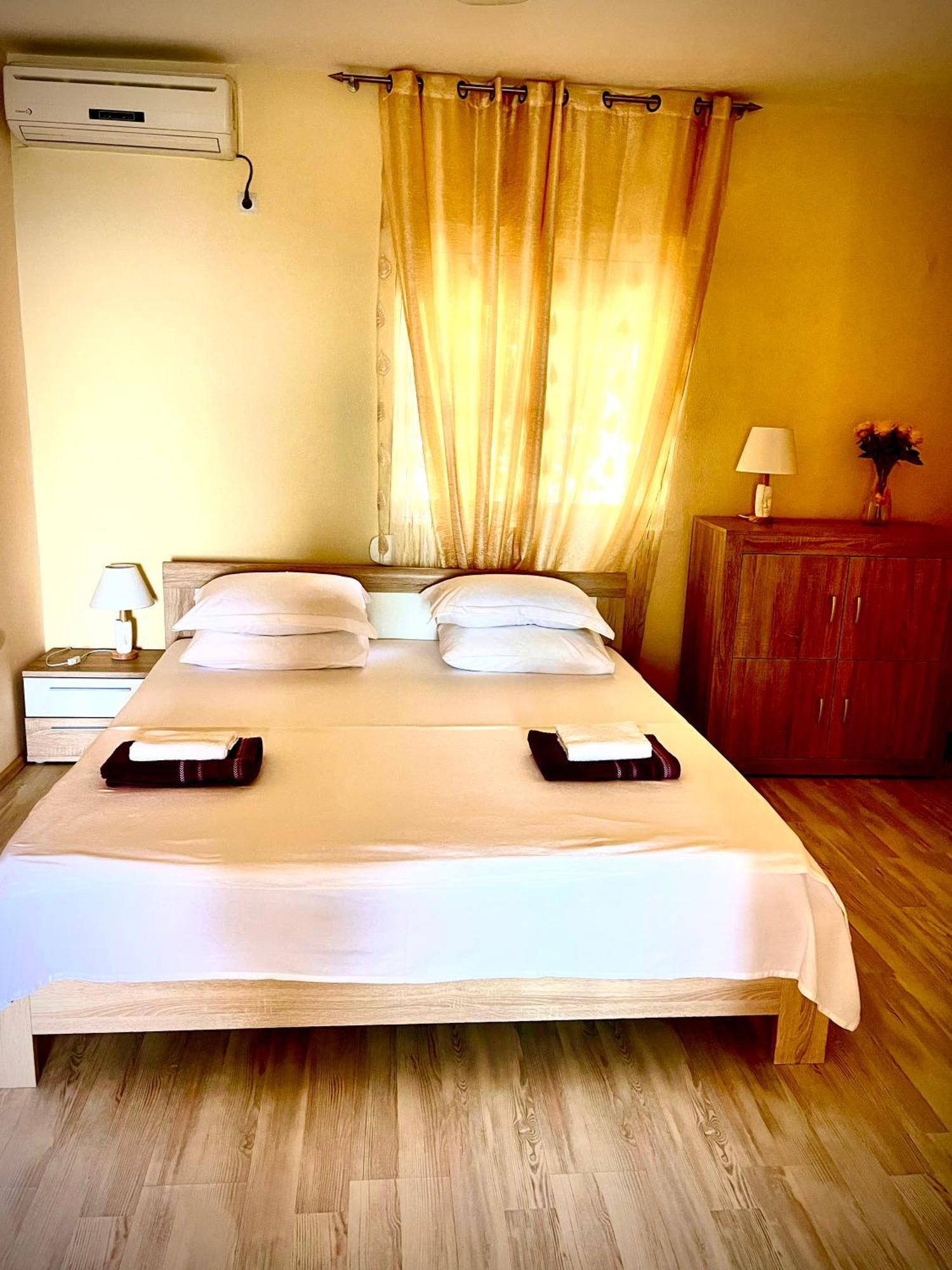Holiday Home Viko Sutomore Exterior photo