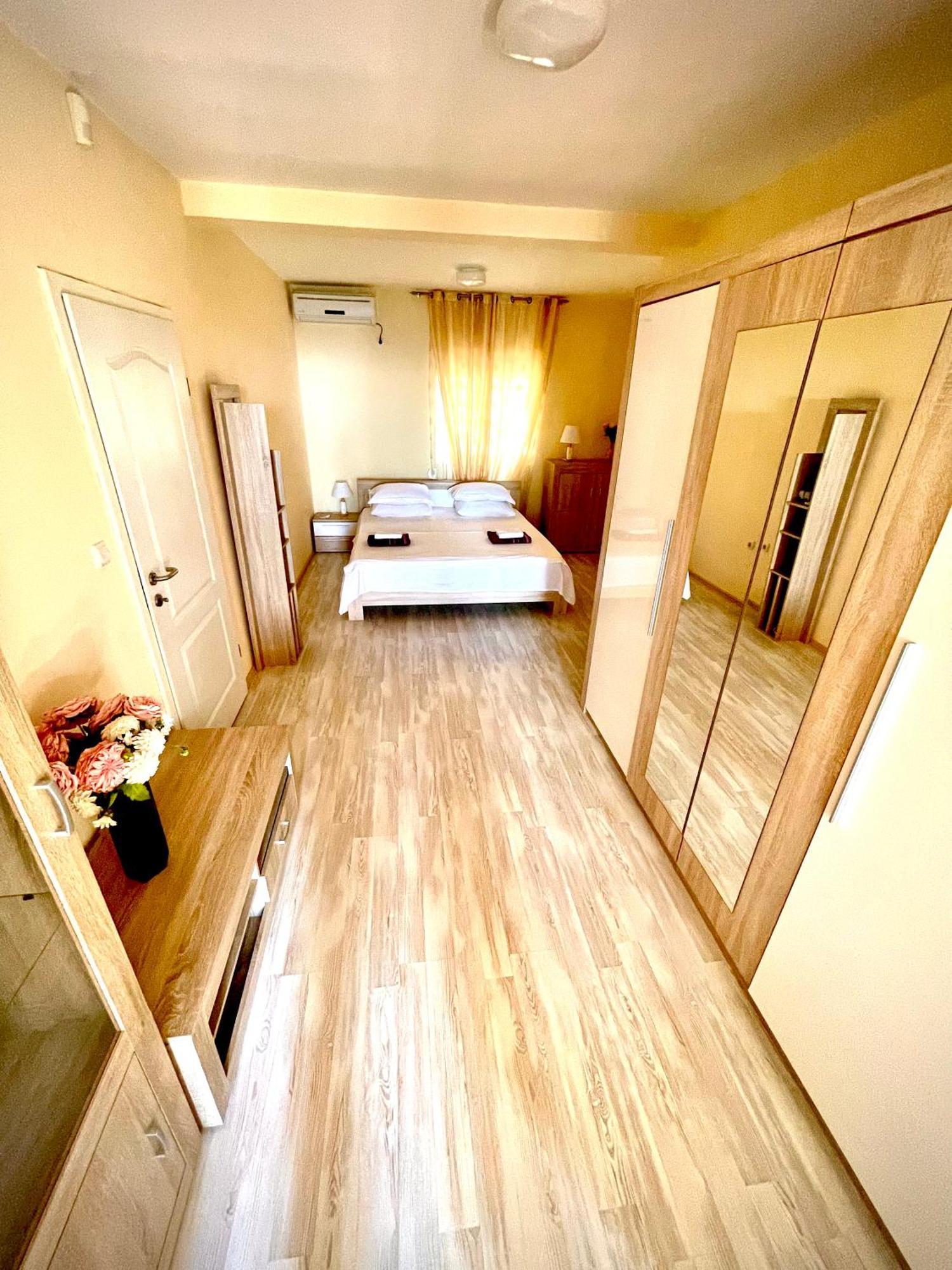 Holiday Home Viko Sutomore Exterior photo